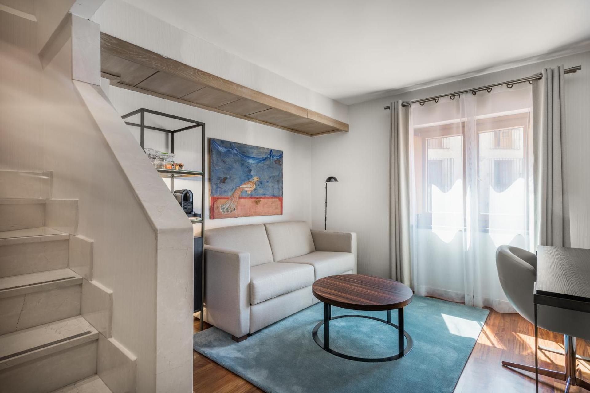 NH Collection Salamanca Palacio de Castellanos Junior Suite Duplex Twin Extrabed (2 AD + 1 CH) 3