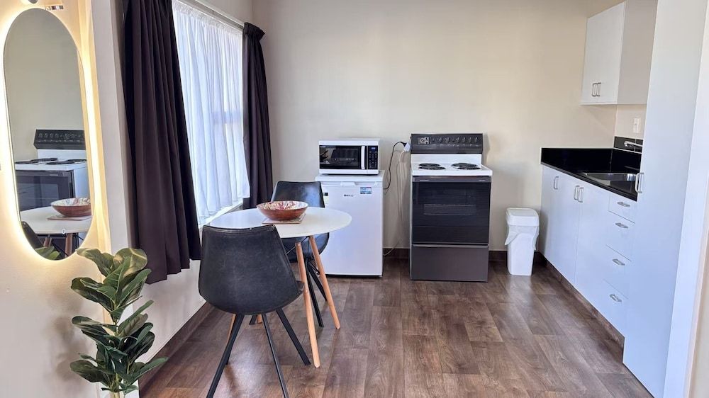 Arcadia Motel Studio (Super King) 15