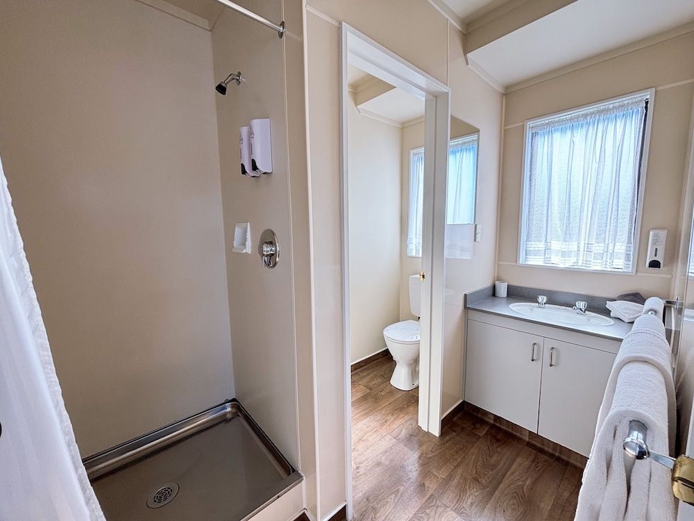 Arcadia Motel Studio (Super King) 11