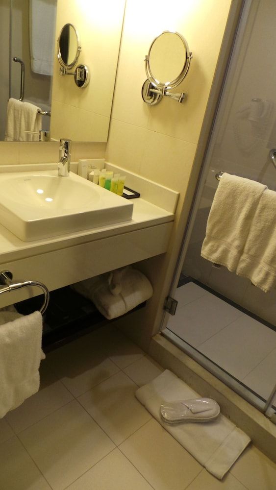 Amman Airport Hotel Standard Double Room 5