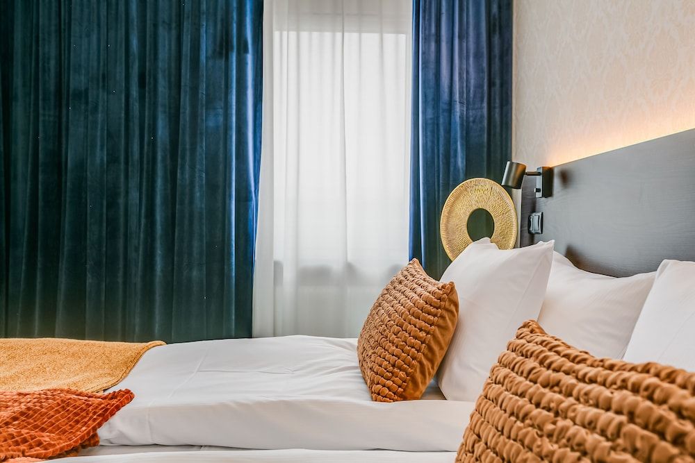 Superior Room, 1 King Bed, Non Smoking, Jetted Tub (with Sofabed)