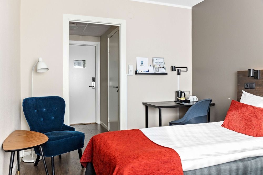 Best Western Hotel Savoy Standard Room, 2 Twin Beds, Non Smoking (Shower Only) 10