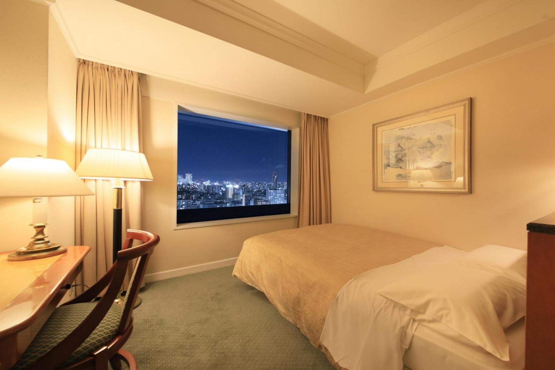 Small Single Room - Non-Smoking