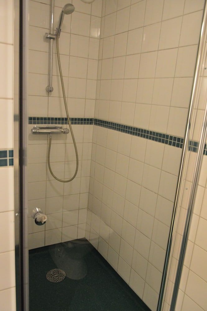 Best Western Hotel Anno 1937 Standard Room, 2 Twin Beds, Non Smoking 6