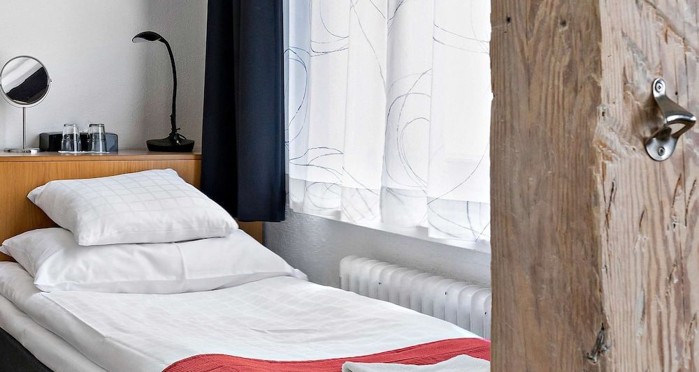 Best Western Hotel Anno 1937 Standard Room, 2 Twin Beds, Non Smoking 4