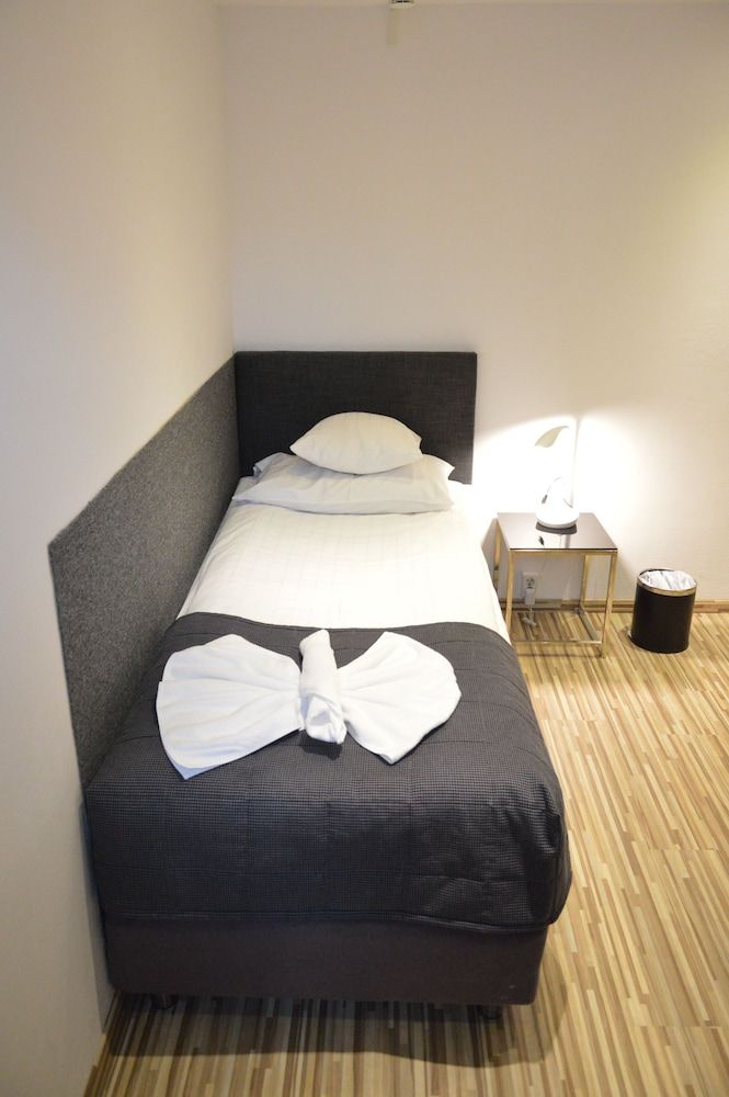 Best Western Hotel Anno 1937 Standard Room, 1 Twin Bed, Non Smoking 3