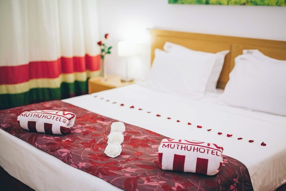 Grand Muthu Forte do Vale Deluxe Room 2