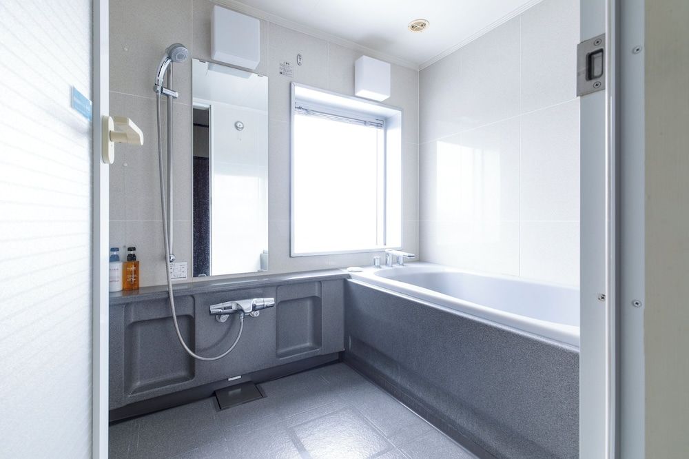 Suite, 2 Twin Beds (Castle View)