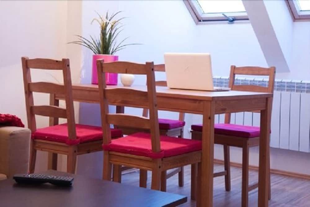 Apartinfo Old Town Apartments Apartment, Mezzanine (4 Adults, Grobla I street) 4