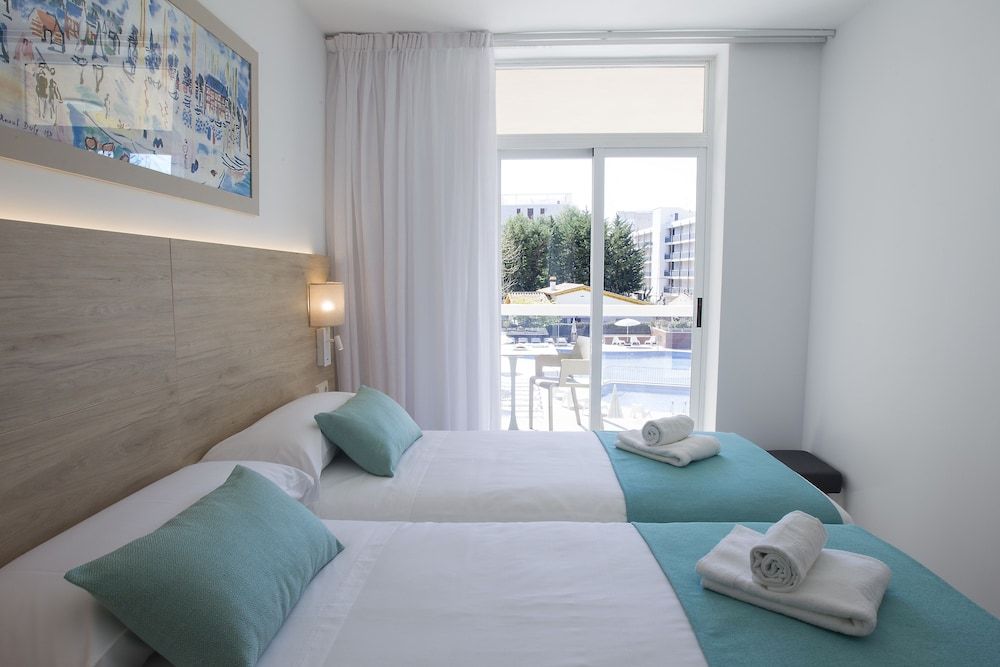 Superior Apartment, 1 Bedroom, Pool View