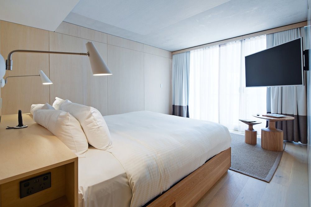 Zara Tower Hotel Sky Room 3