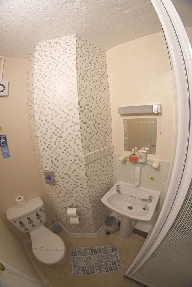 The Eastleigh Superior Double Room, Ensuite 15