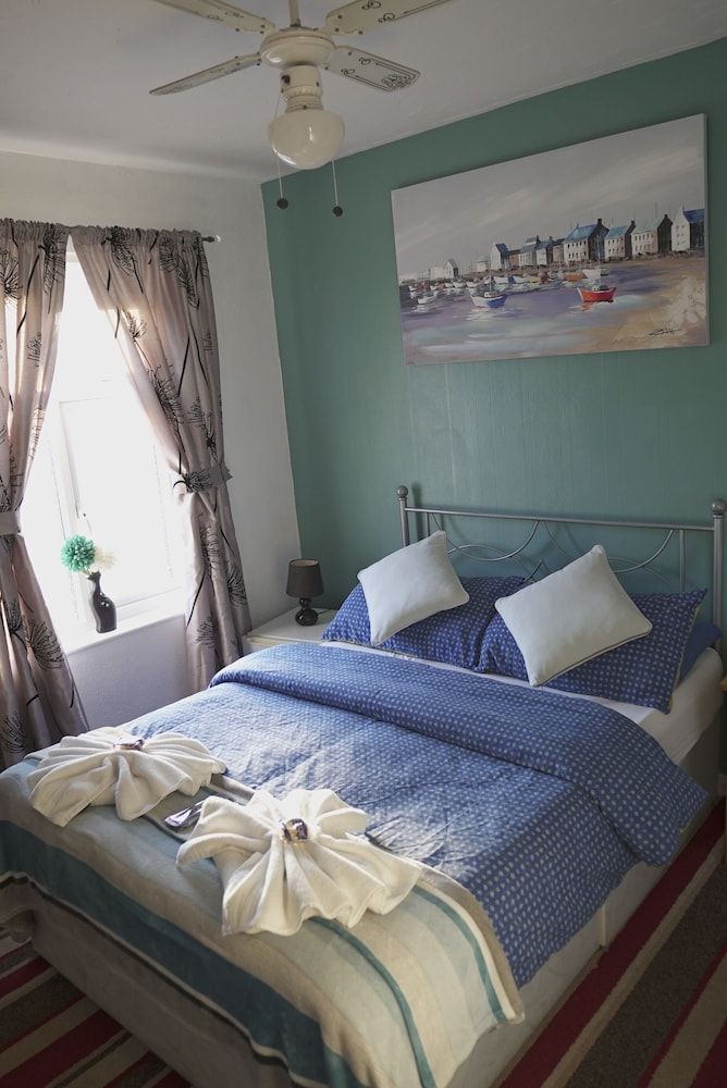 The Eastleigh Superior Double Room, Ensuite 11