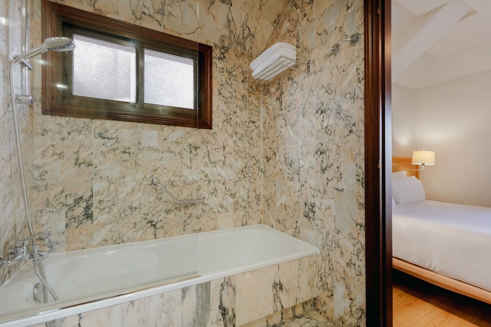 Hesperia Vigo Standard Room, Terrace 8