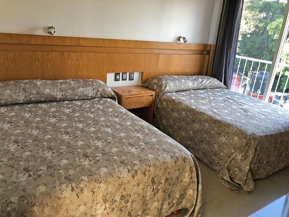 Hotel Rúah Standard room with 2 beds and air conditioning 3