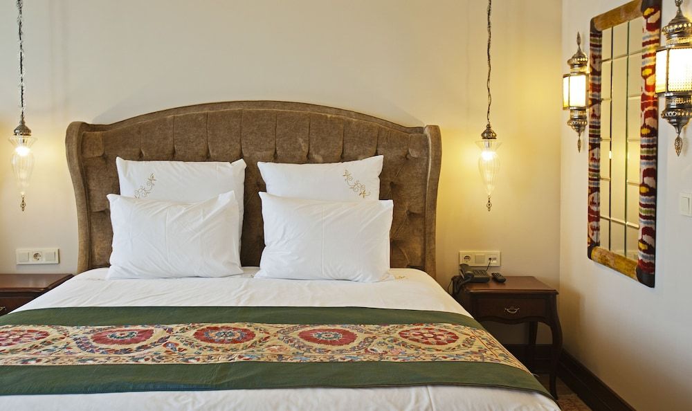 Azade Premier Economy Double Room 2