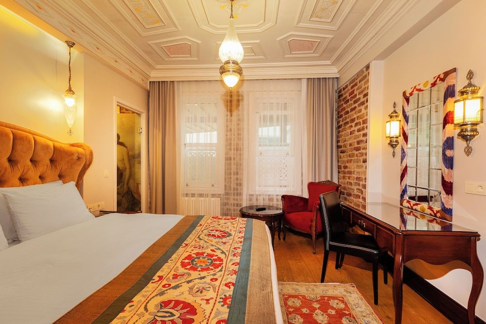 Azade Premier Economy Double Room 10