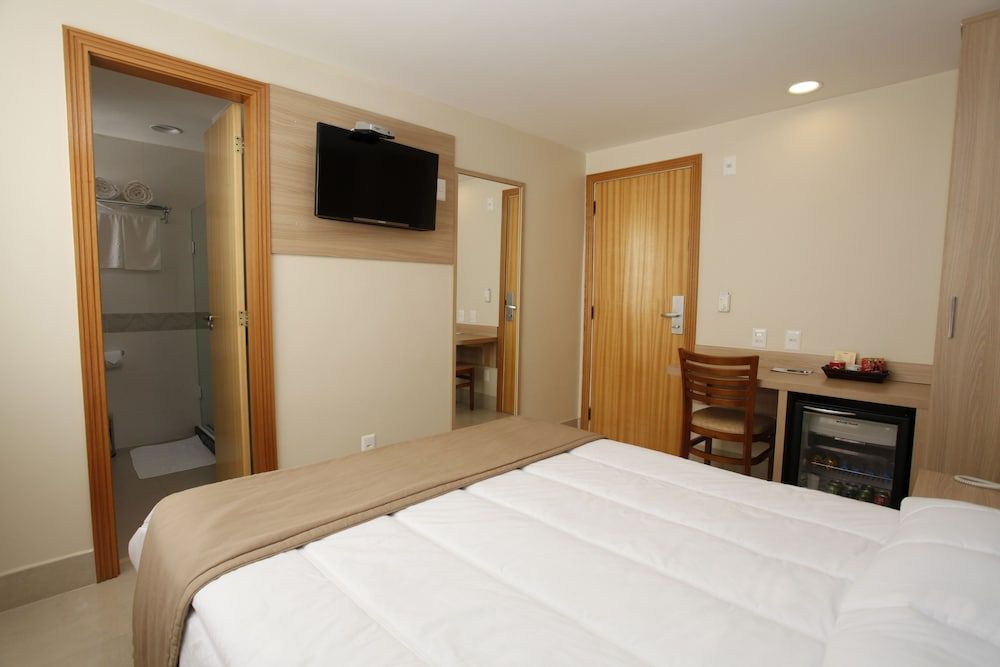 Elegance Praia Hotel Superior Twin Room 8