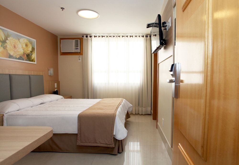 Elegance Praia Hotel Superior Twin Room 9