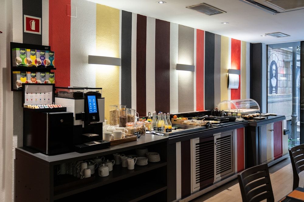 undefined Catalonia Roma 7