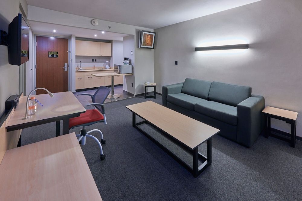 City Express by Marriott Cananea Suite, 1 Bedroom 3