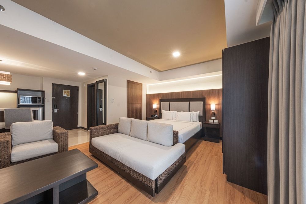 Widus Hotel Clark Premier Suite 2