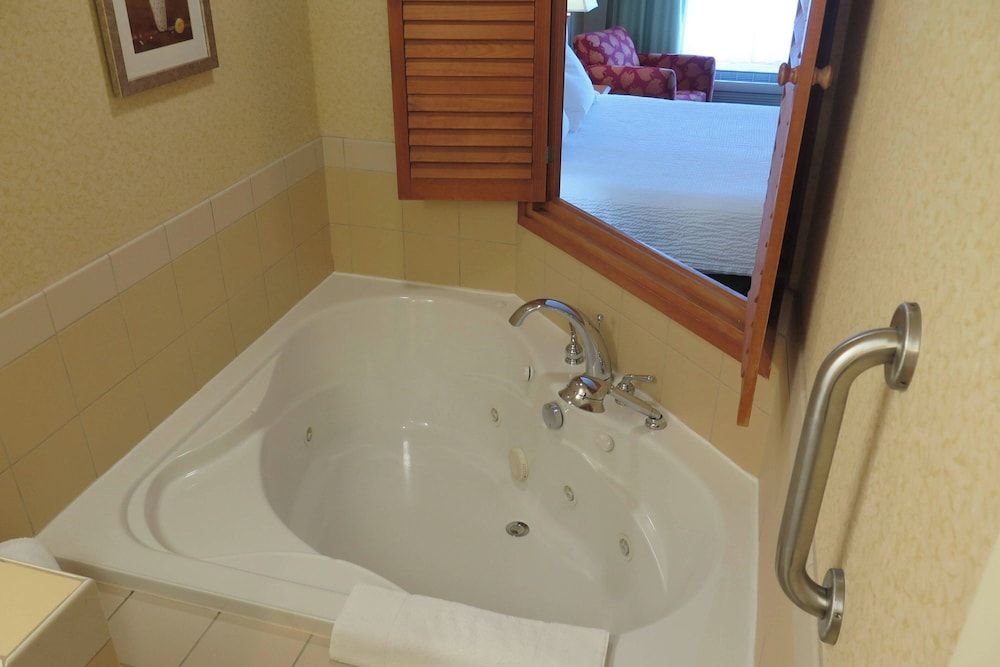 Suite, 1 King Bed