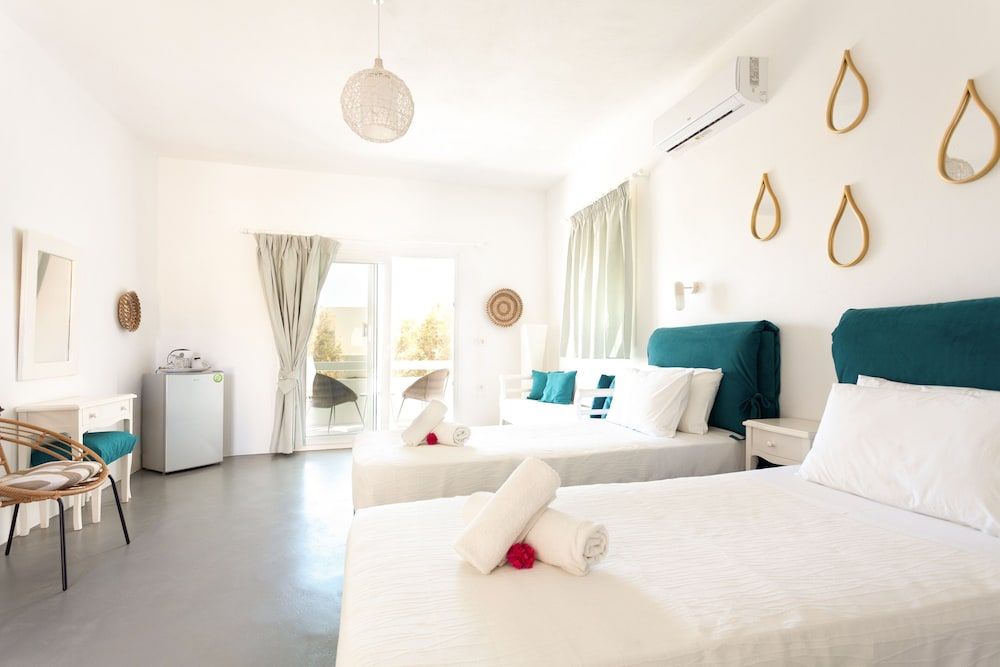 White Suite Partial View
