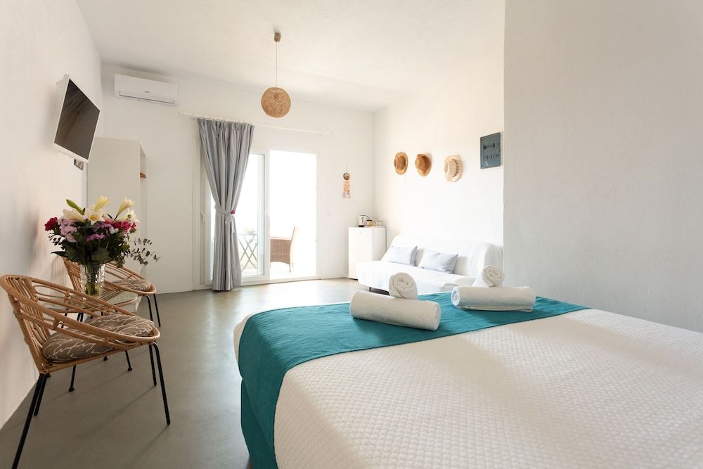 Sea Sound - White Katikies