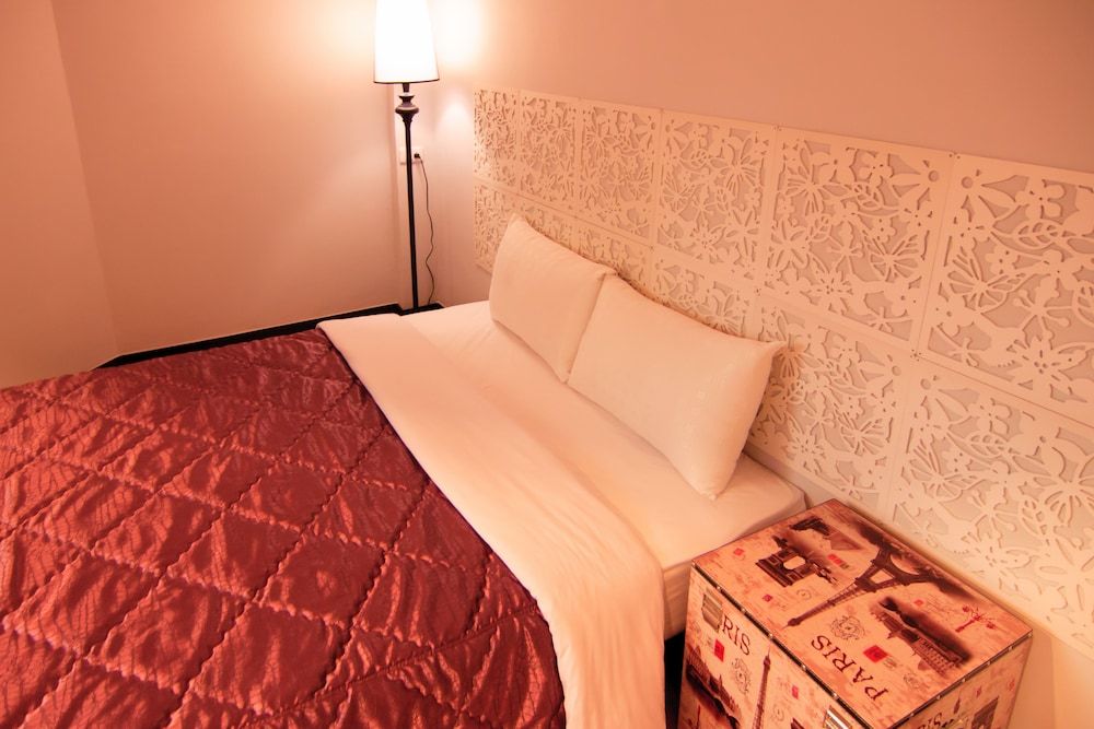 Standard Room, No Windows