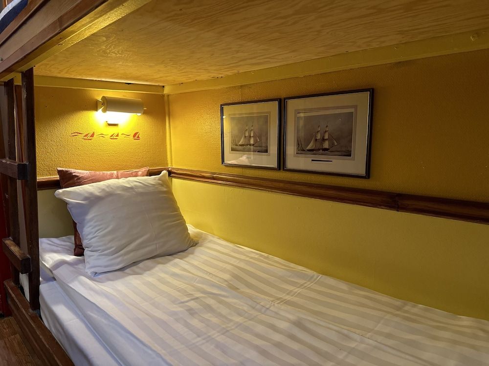 The Red Boat Economy Double Room, Shared Bathroom (Cabin on Boat)