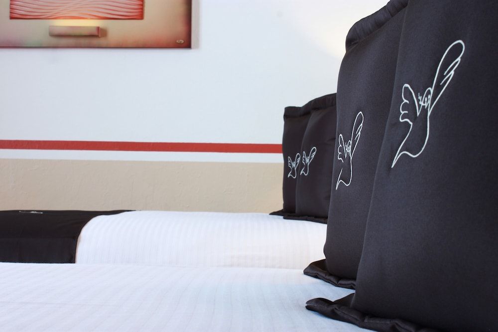 Hotel de la Paz Superior Room 3