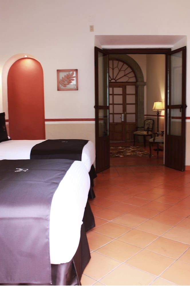 Hotel de la Paz Superior Room