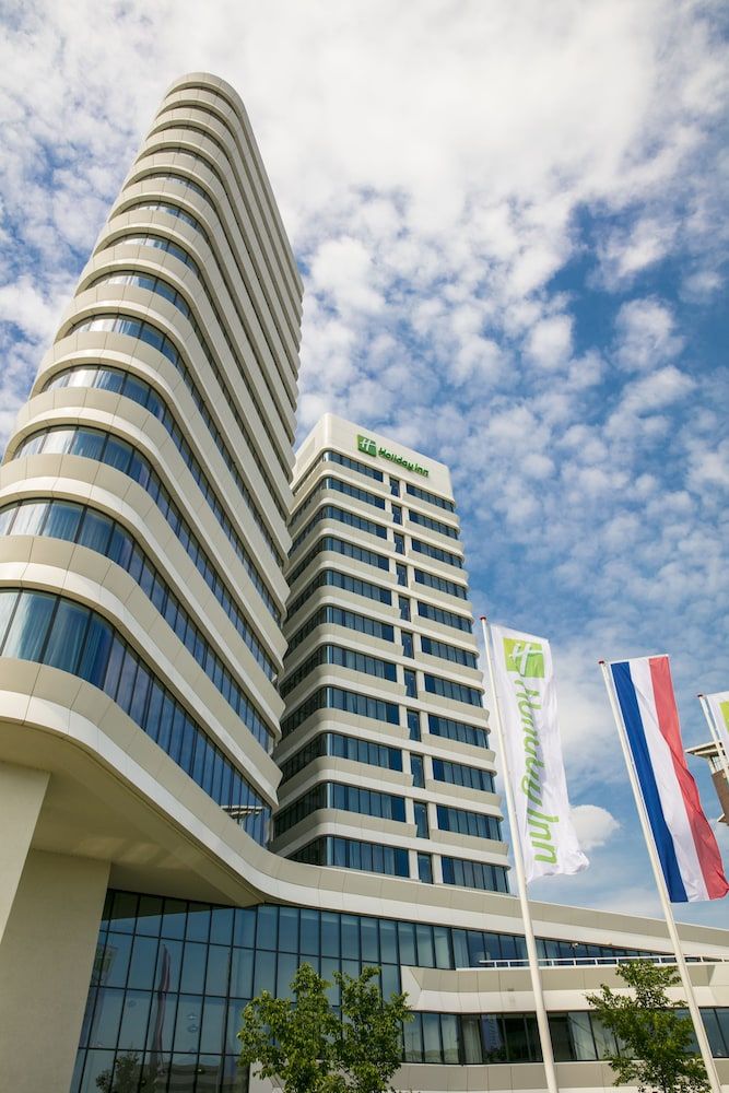 undefined Holiday Inn Express Amsterdam - Arena Towers by IHG 2