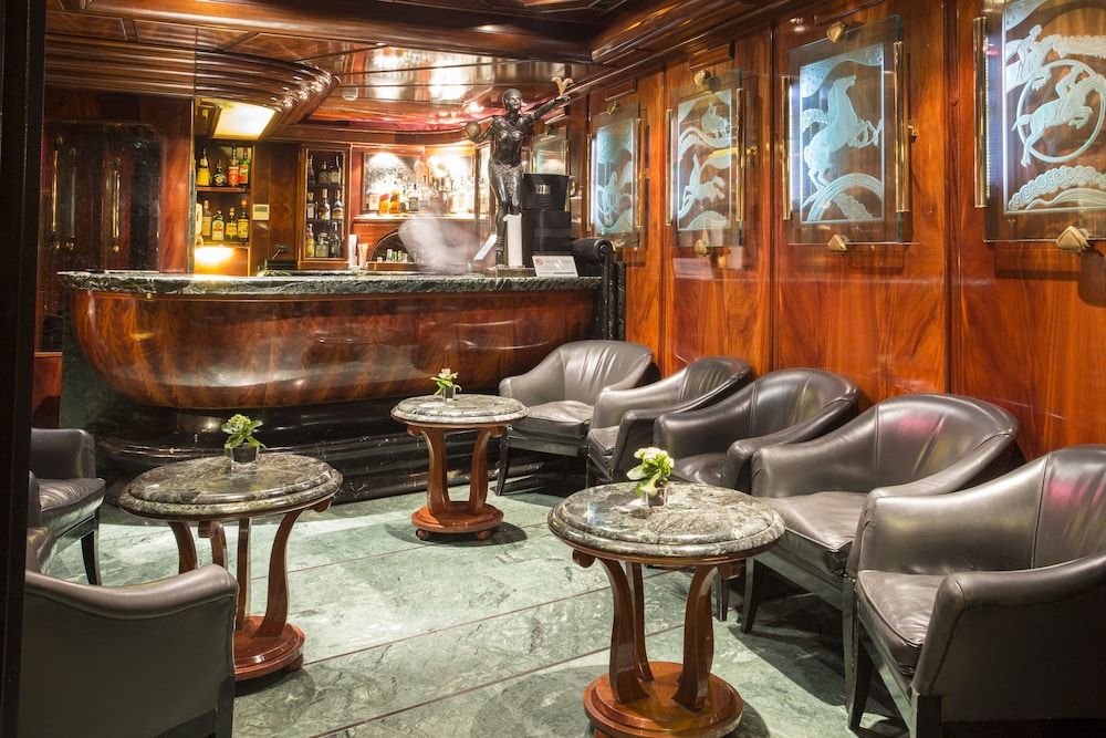 undefined Suite Valadier 4