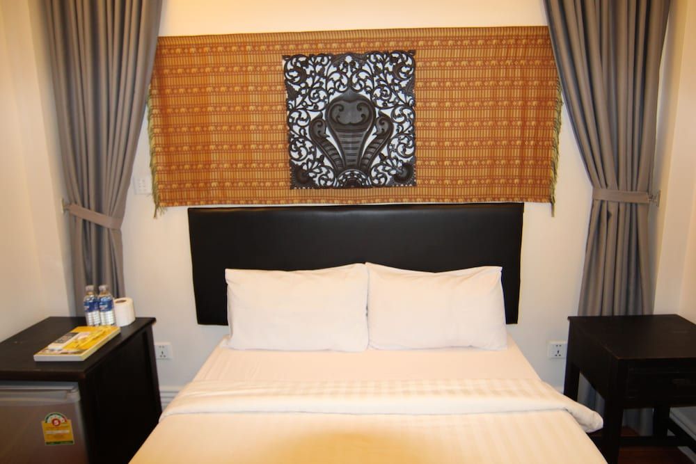 Naga Angkor Hostel Superior Double Room 8