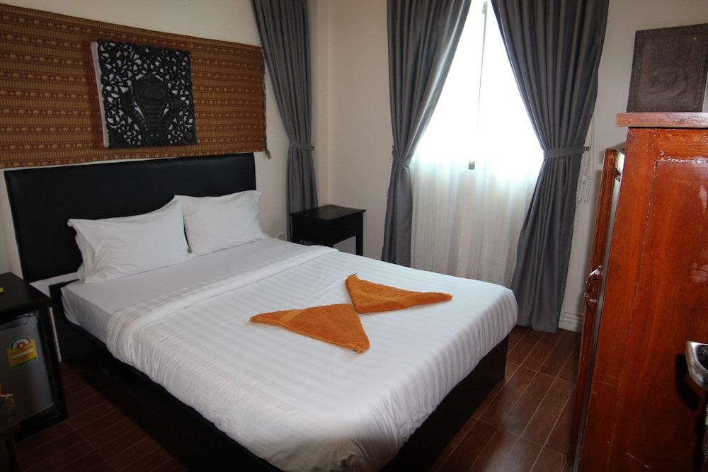 Naga Angkor Hostel Superior Double Room 13