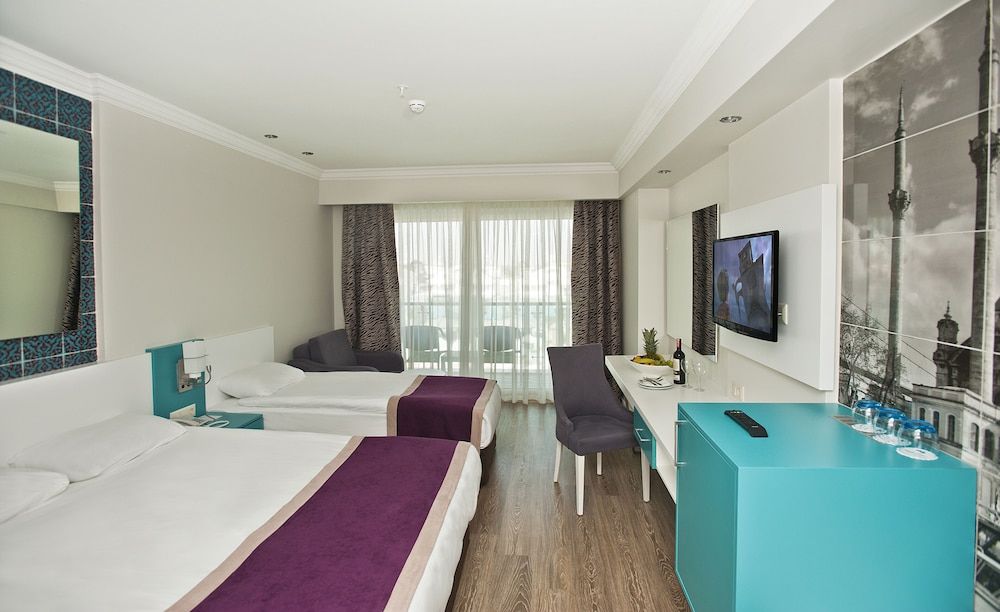 Crystal Waterworld Resort & Spa - All Inclusive Standard Room 4
