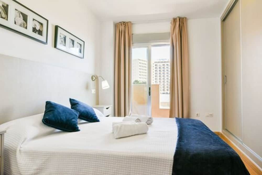 Apartment, 1 Bedroom, Partial Sea View