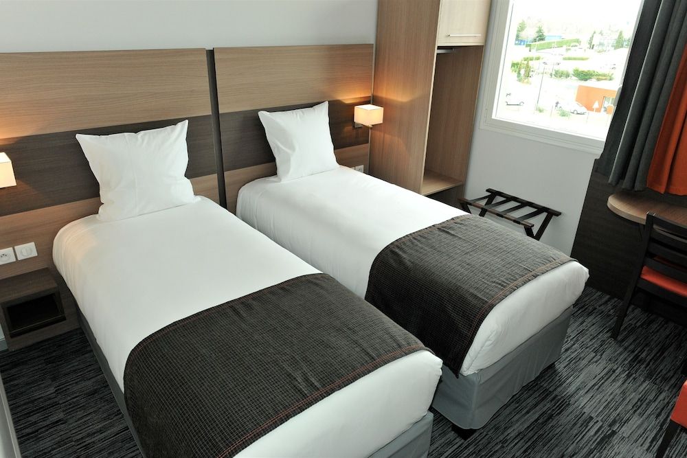 Comfort Twin Room (2 single beds)
