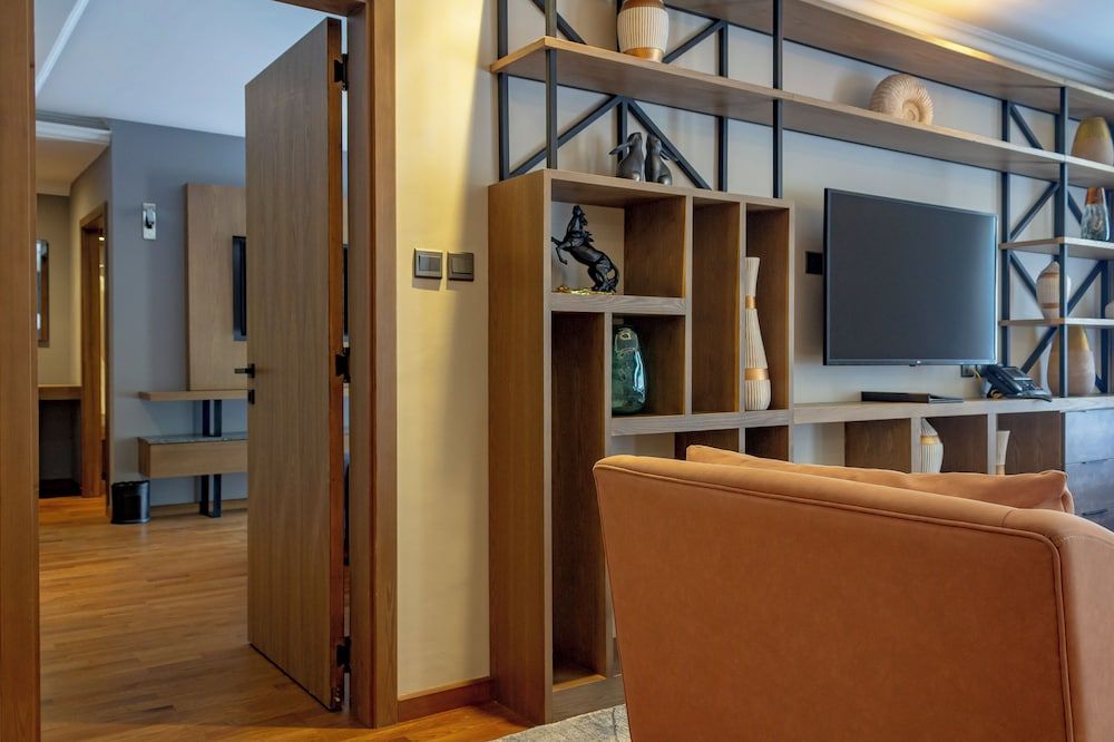 Alba Hotel Meru Presidential Room 6