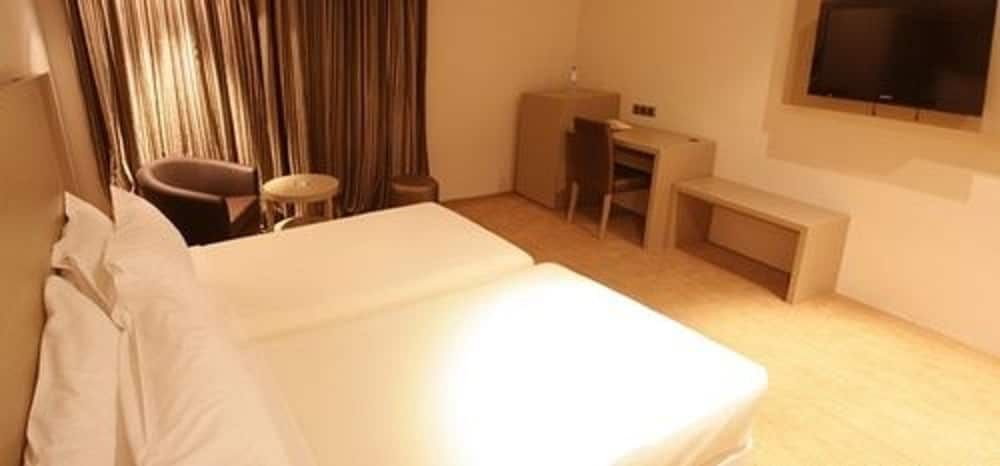 Eden Bel Abbés Standard Double Room 4