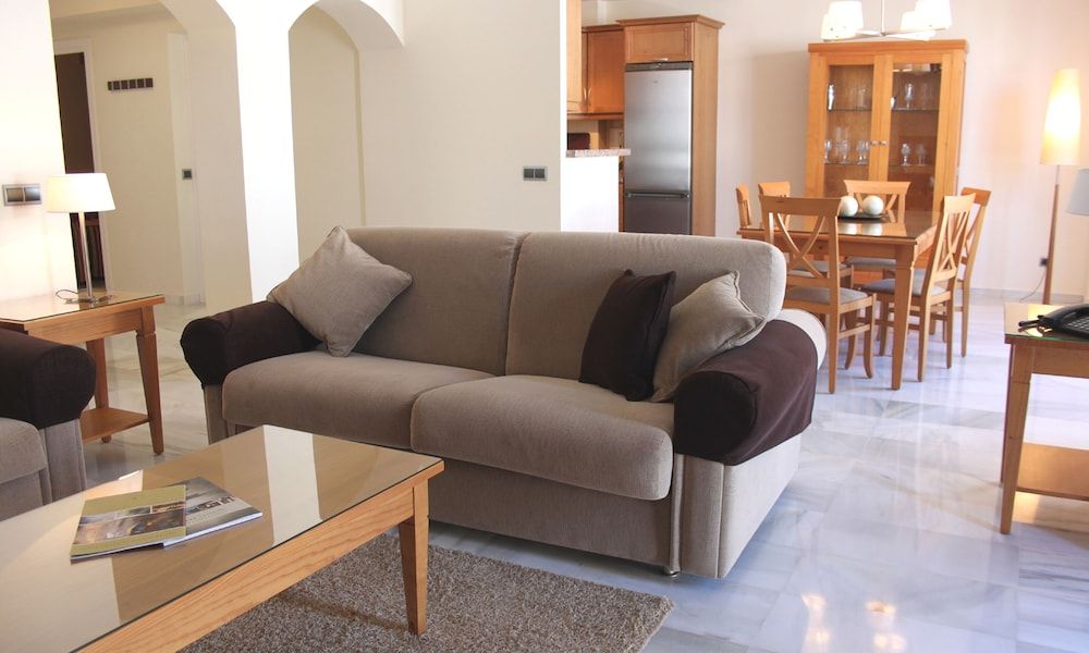 Classic Apartment, 2 Bedrooms, Terrace