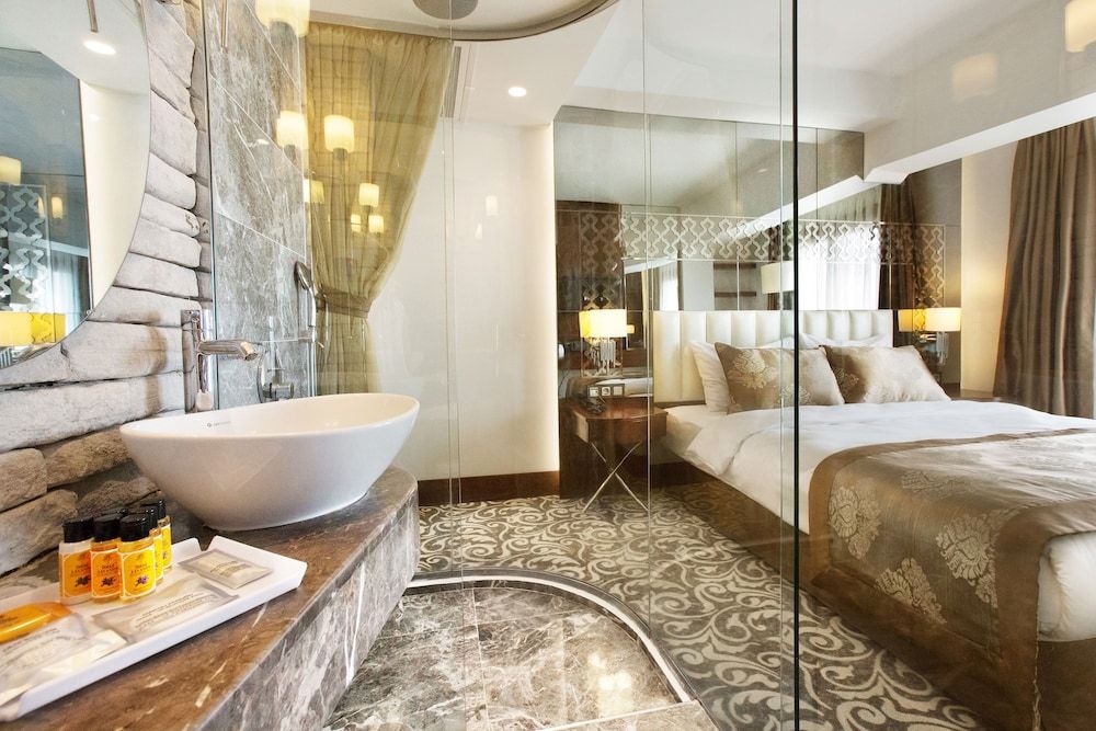 Pera Center Hotel Standard Double Room (Single Use) 6