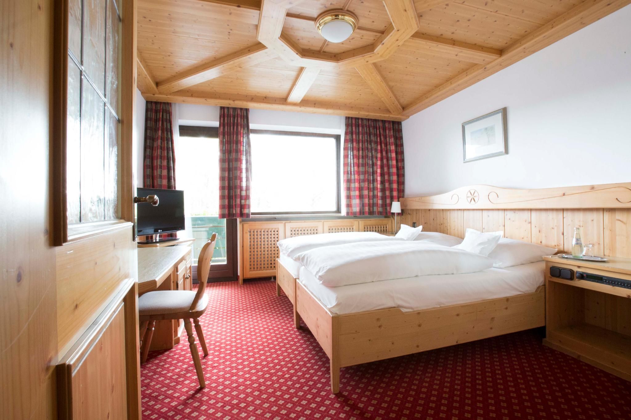 Hotel Neuwirt Standard Double with Balcony