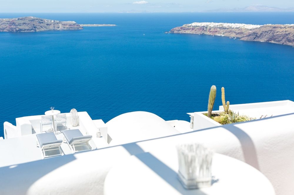 Dreaming View Suites Junior Suite, Sea View (Outdoor Heated Jetted Tub) 6