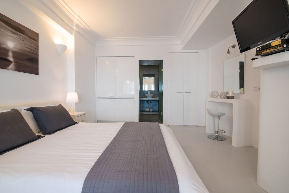 Dreaming View Suites Executive Suite, Jetted Tub, Sea View 4