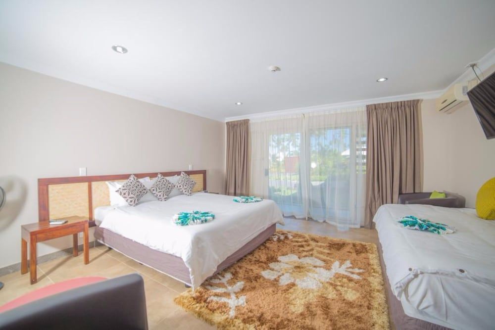 Saletoga Sands Resorts