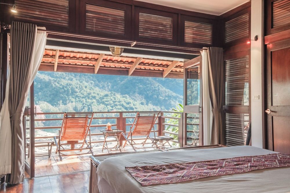 Sanctuary Pakbeng Lodge Suite, Balcony 4