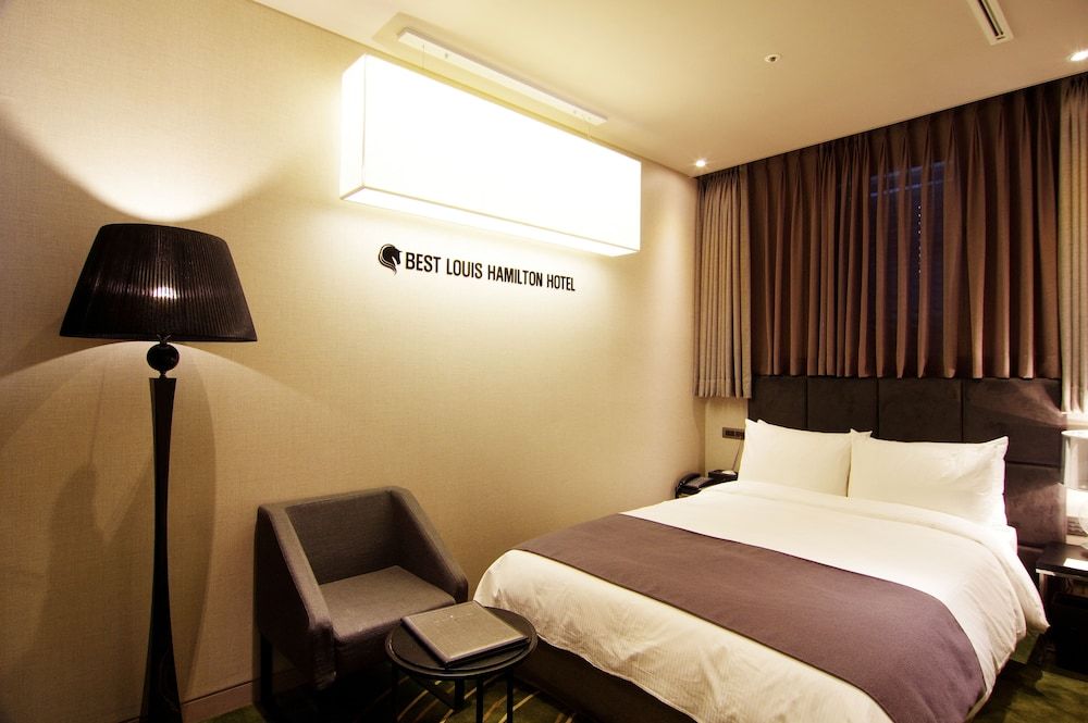 Best Louis Hamilton Hotel Haeundae Business Double Room (Parking: 5,000 KRW per car) 4
